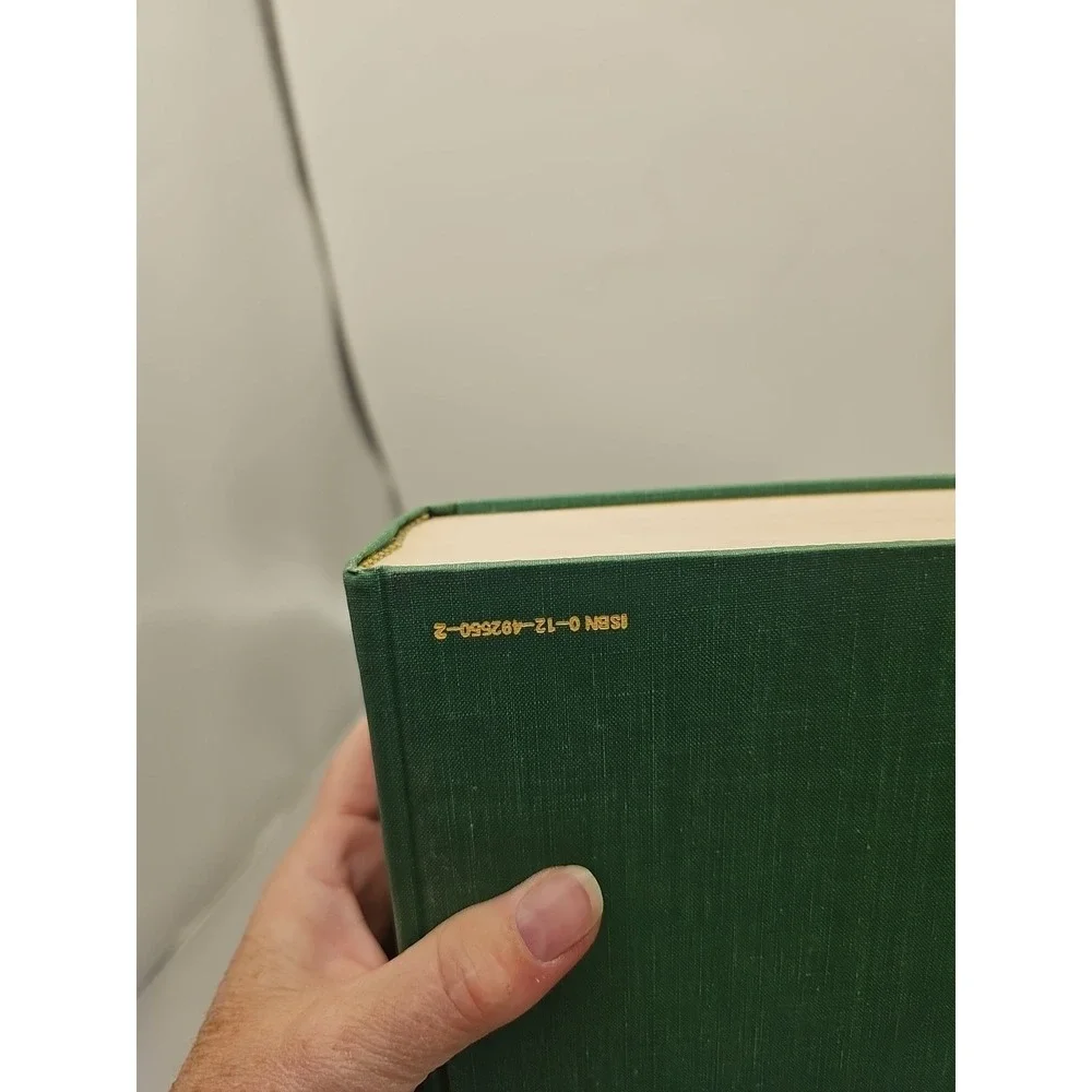 Biochemistry : The Chemical‎ Reactions of Living Cells Hardcover